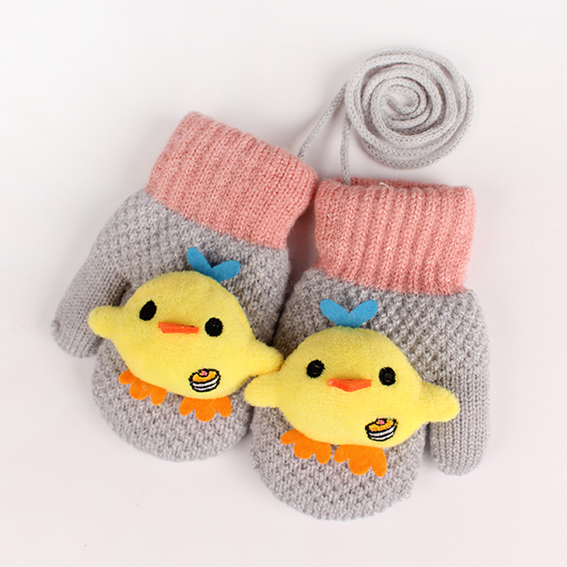Gang tay len dệt kim BH Kids hình trái dứa dễ thương - BHS26
