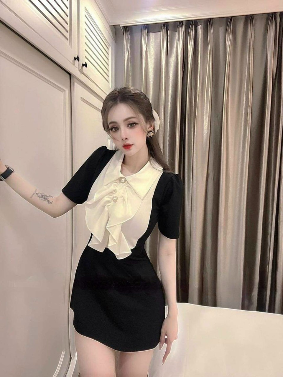 ĐẦM PHỐI CỔ XẾP BÈO