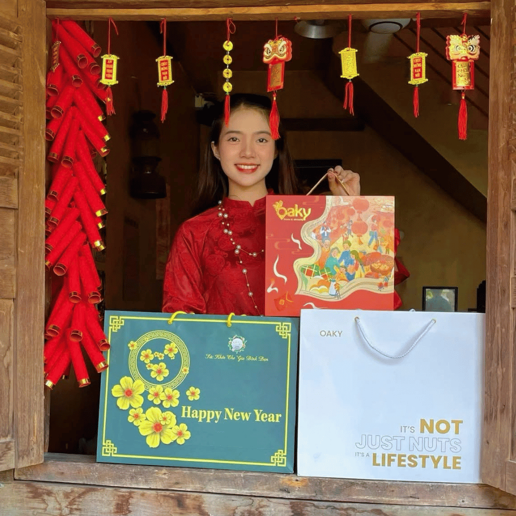 Hộp Quà Tết 2026 OAKY NUTS – Set Hạt Nhập Khẩu 100% – Tặng Lì Xì