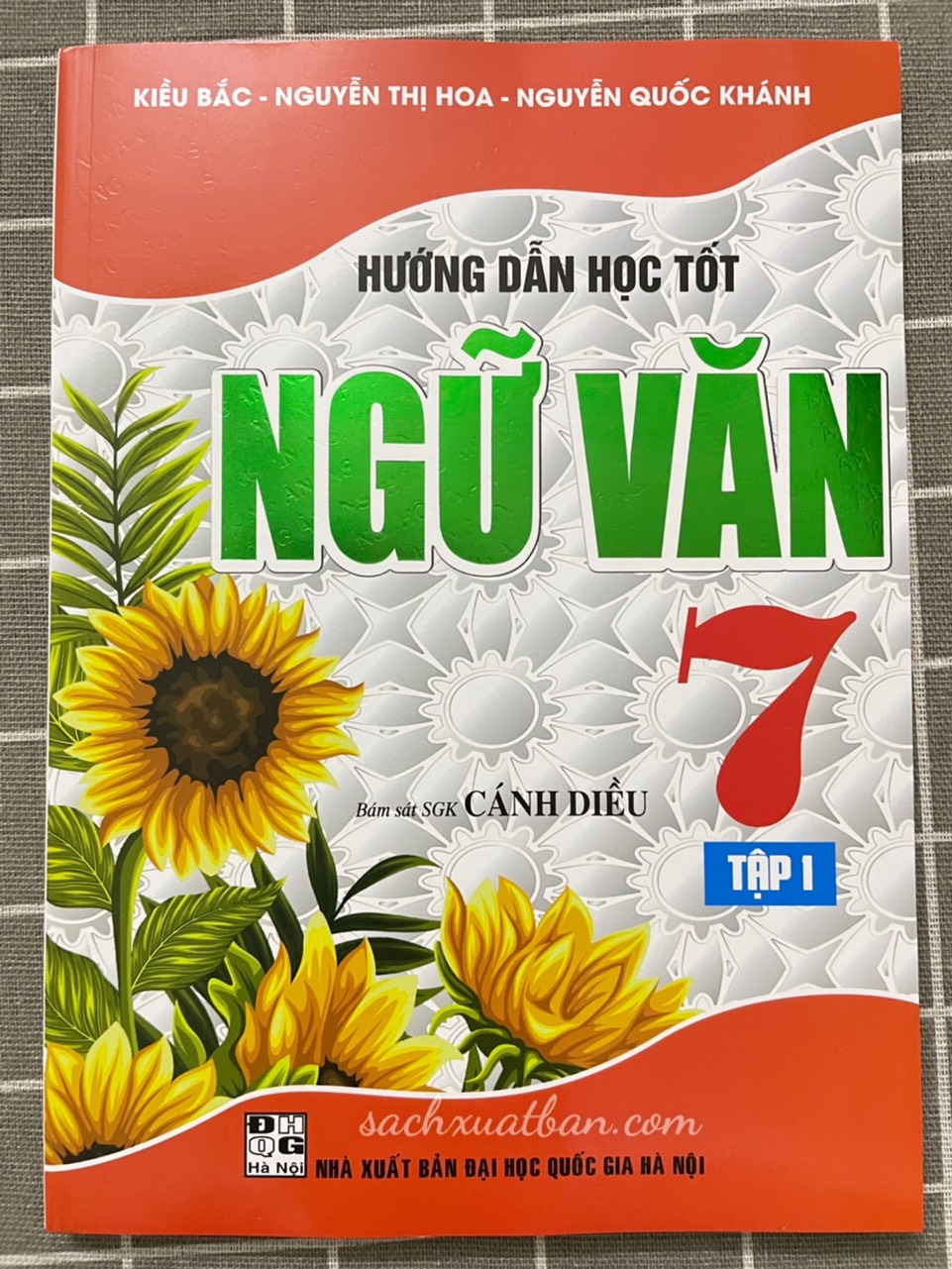 Sách Hướng Dẫn Học Tốt Ngữ Văn Lớp 7 Tập 1 + Tập 2