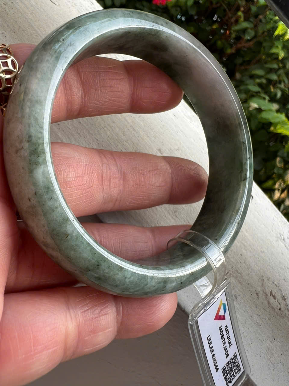 Vòng Tay Nữ Đá Cẩm Thạch Tự Nhiên Bản Hẹ Type A Ni 56mm Cao 14mm Dầy 8mm Kiểm Định Liulab 626566 Màu Xanh Đậm Bông Trắng bóng sang đẹp xinh xắn các Chị mệnh Kim mệnh Thủy 53kg - 59kg đeo tay sang sịn ạ