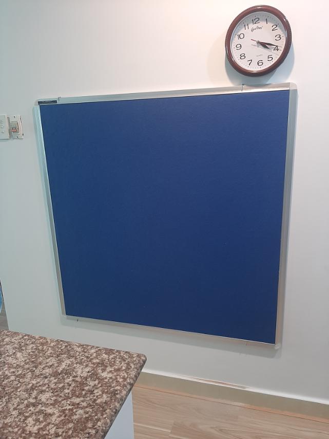 Bảng Ghim Vải Nỉ màu xanh dương KT40x60cm
