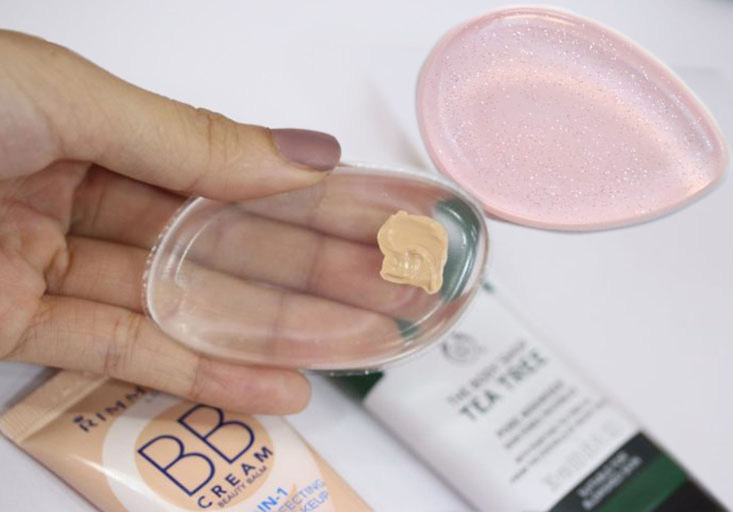 2 mút tán kem nền, phấn nước, kem che khuyết điểm bằng silicone Nhật Bản MINISO PINK PANTHER CRYSTAL CUSHION POWDER PUFF - MNS024