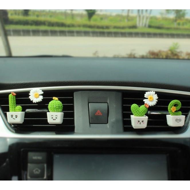 Set 4 cây xương rồng chữ LOVE cài cửa gió ô tô, cài cửa gió xe hơi - Hoàng Đông shop