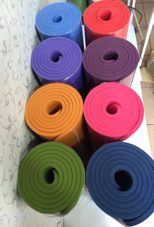 Thảm yoga TPE 1 lớp 6 li  (1 cái) , tạng túi đựng thảm