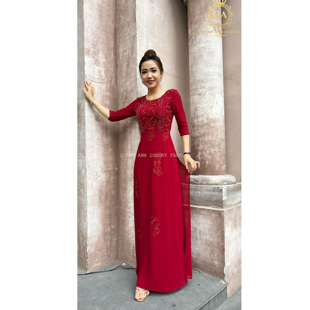 Áo dài bà sui trung niên màu đỏ hoa hồng cổ tròn tay lửng sang trọng cao cấp
