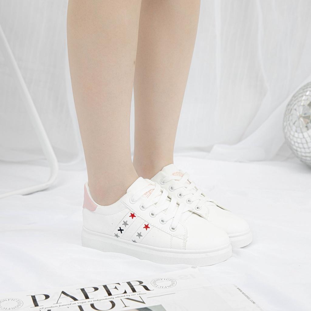 Giày MWC 0634 - Giày Thể Thao Nữ Đế Bằng, Sneaker Da Màu Trắng Phối Họa Tiết Trẻ Trung
