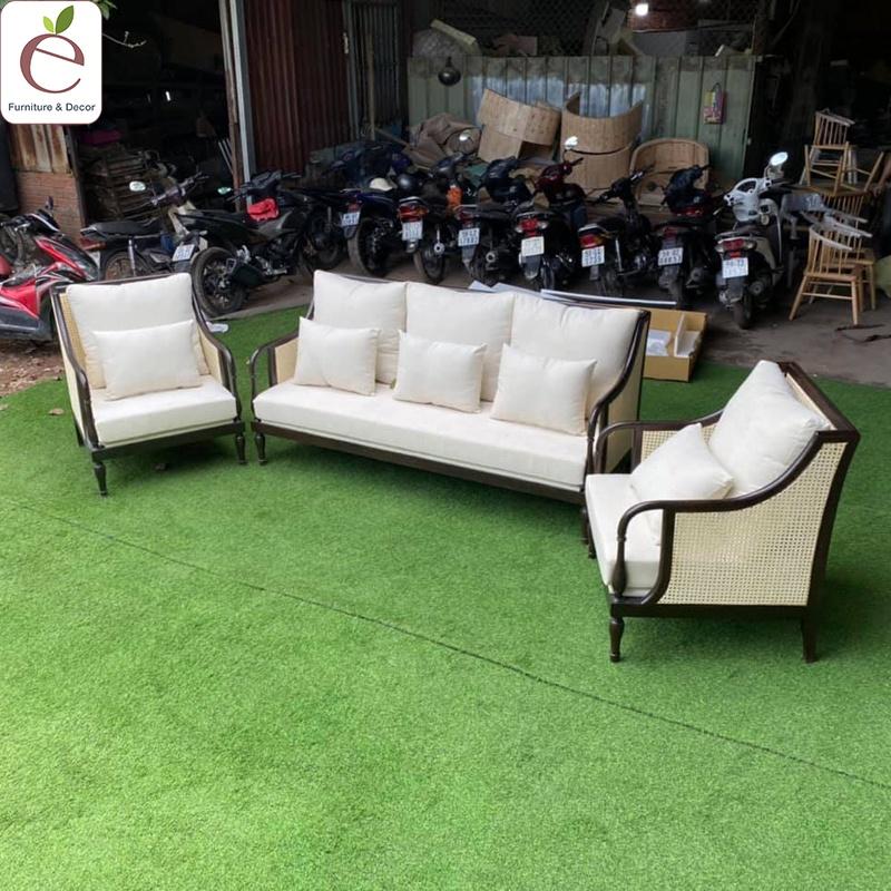 Sofa đơn Club Indochine - Sofa gỗ kết hợp đan mây tự nhiên, bọc vải, nỉ, da, màu tùy chọn. Hàng gia công tỉ mỉ.