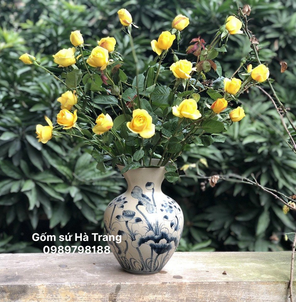 Vò cao miệng loe Gốm sứ Bát Tràng cao cấp men rạn vẽ sen phú quý Cao 30cm