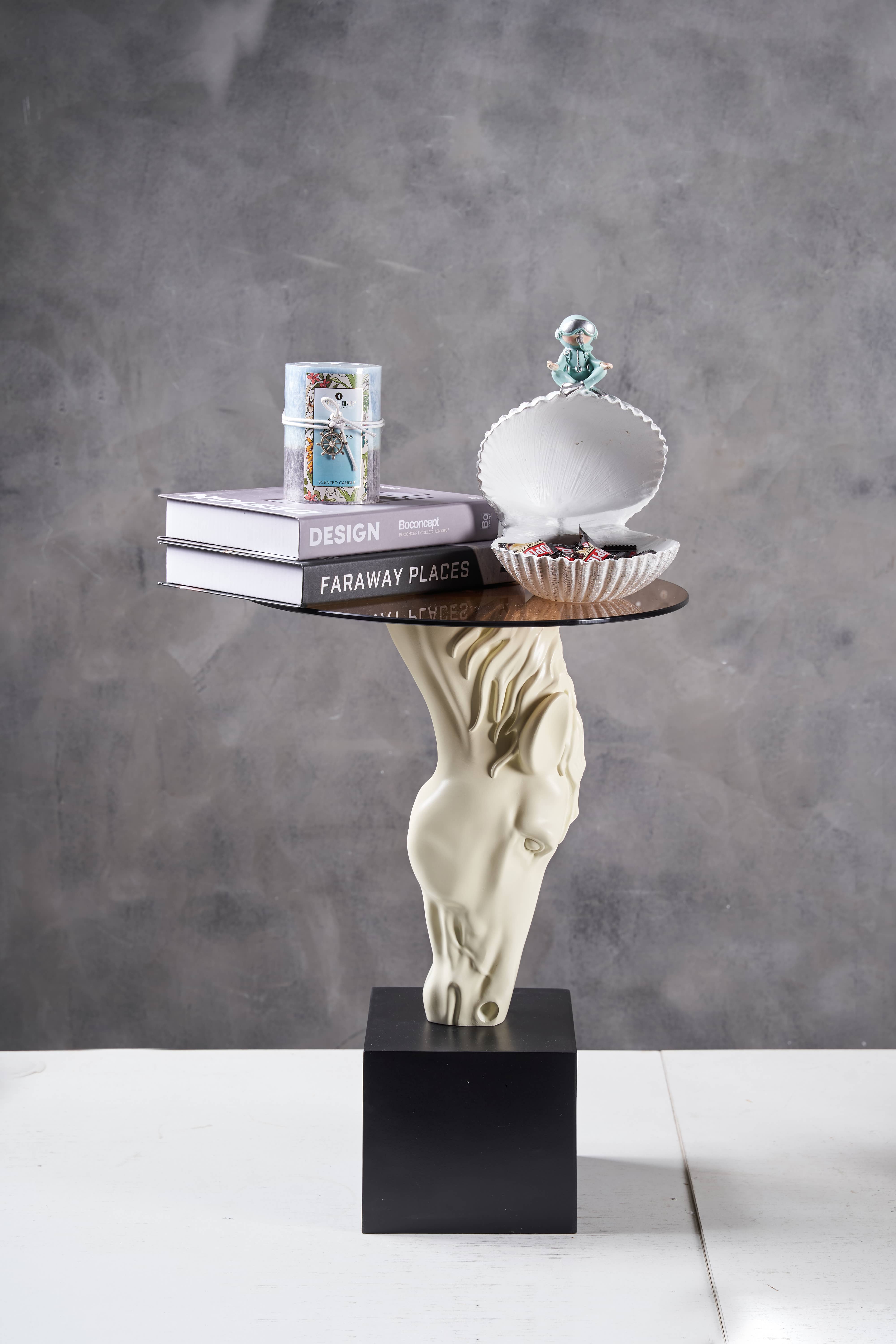 Decor ngựa trắng đỡ đĩa