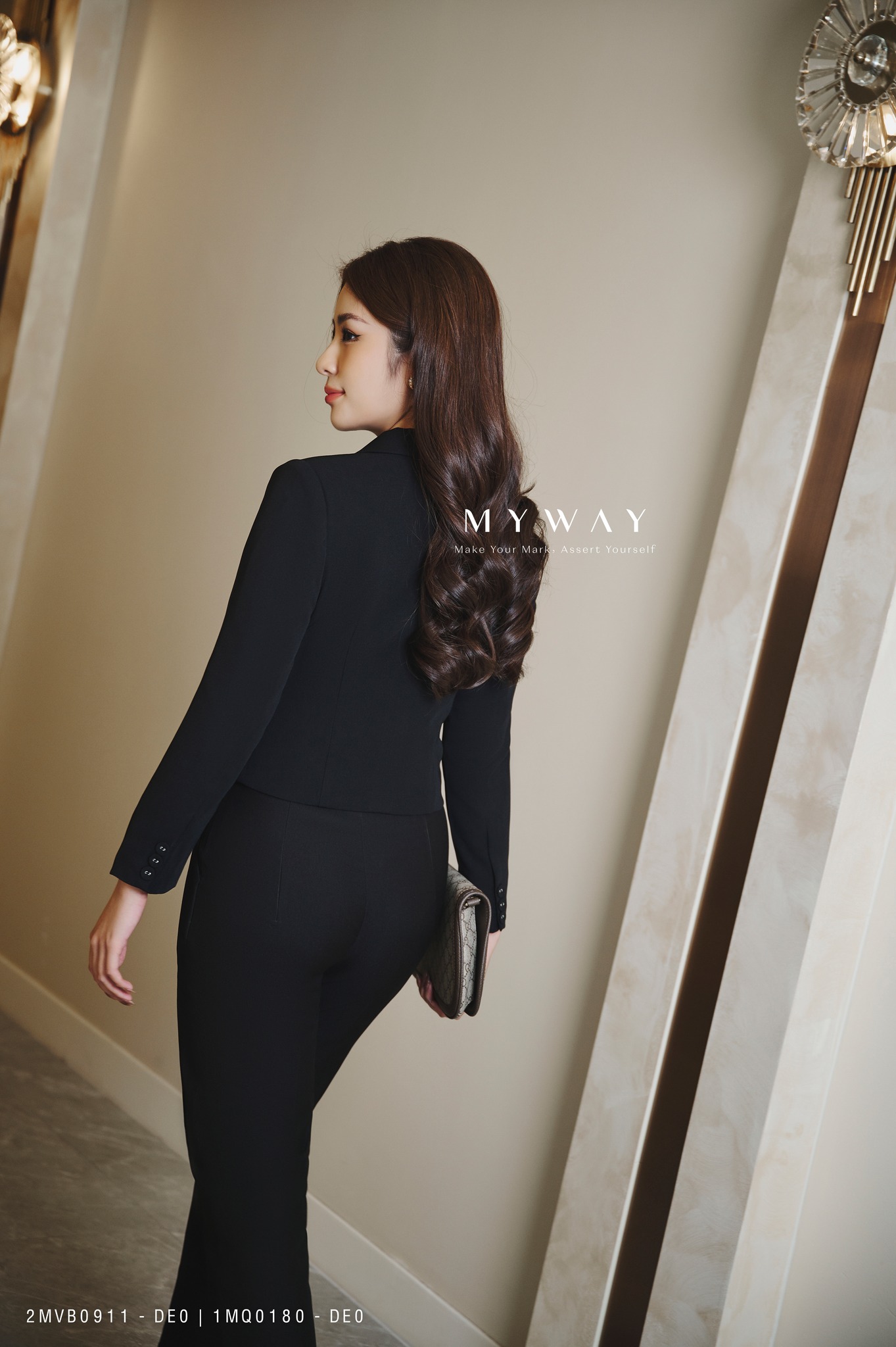 Set Vest Nữ Công Sở Đen Dáng Ngắn Sang Trọng MY WAY 2MVB0911 1MQ0180 - DE0