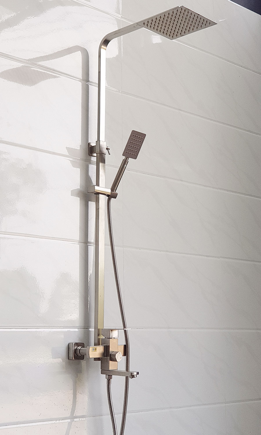 Bộ sen cây tắm đứng nóng lạnh Inox SUS 304 Eurolife EL-S908