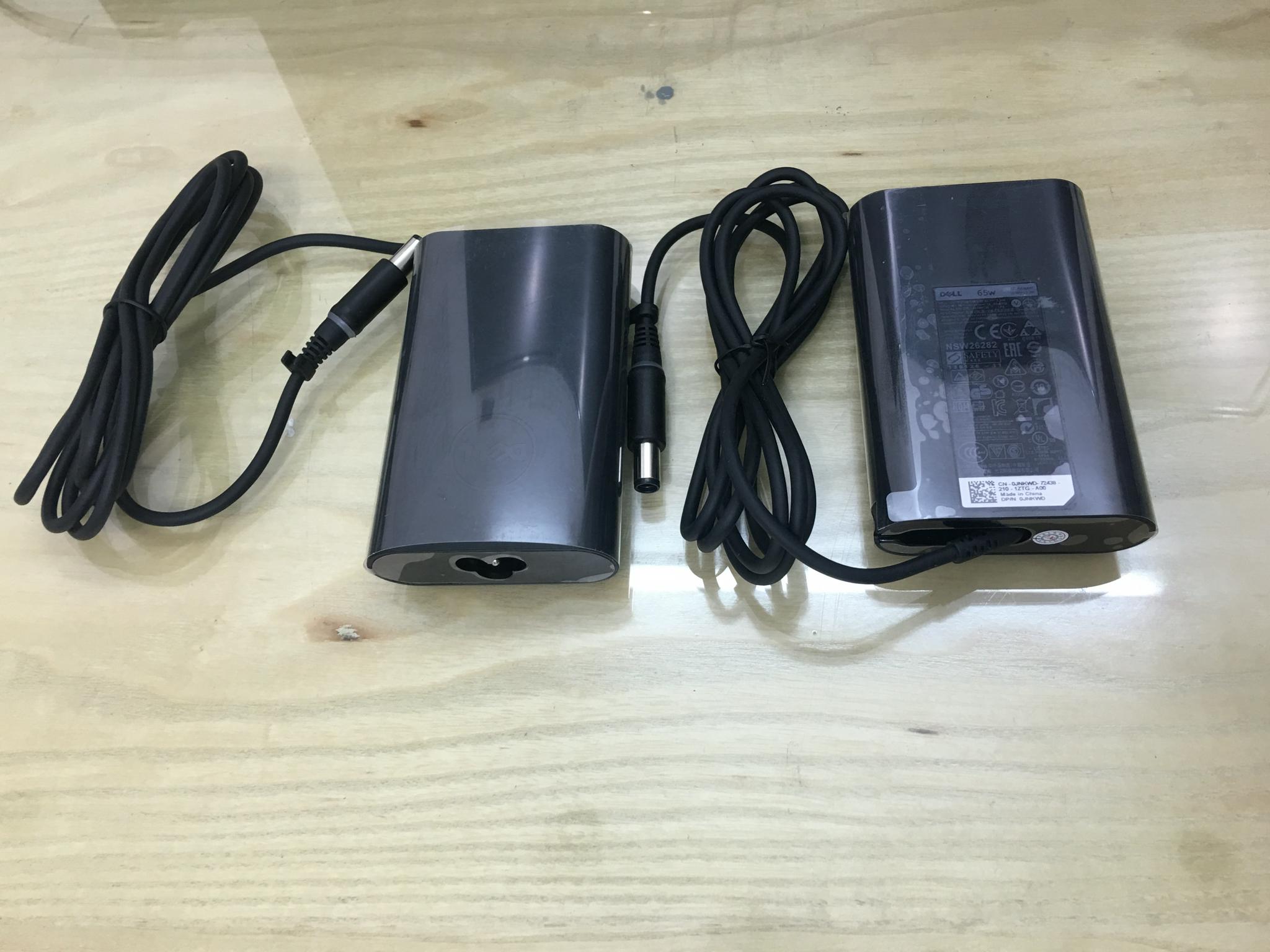Adapter Sạc laptop Dell Oval 65w, 90w Slim 7.4mm x 5.0mm đầu kim to  - Có đèn ở đầu sạc - Hàng chính hãng