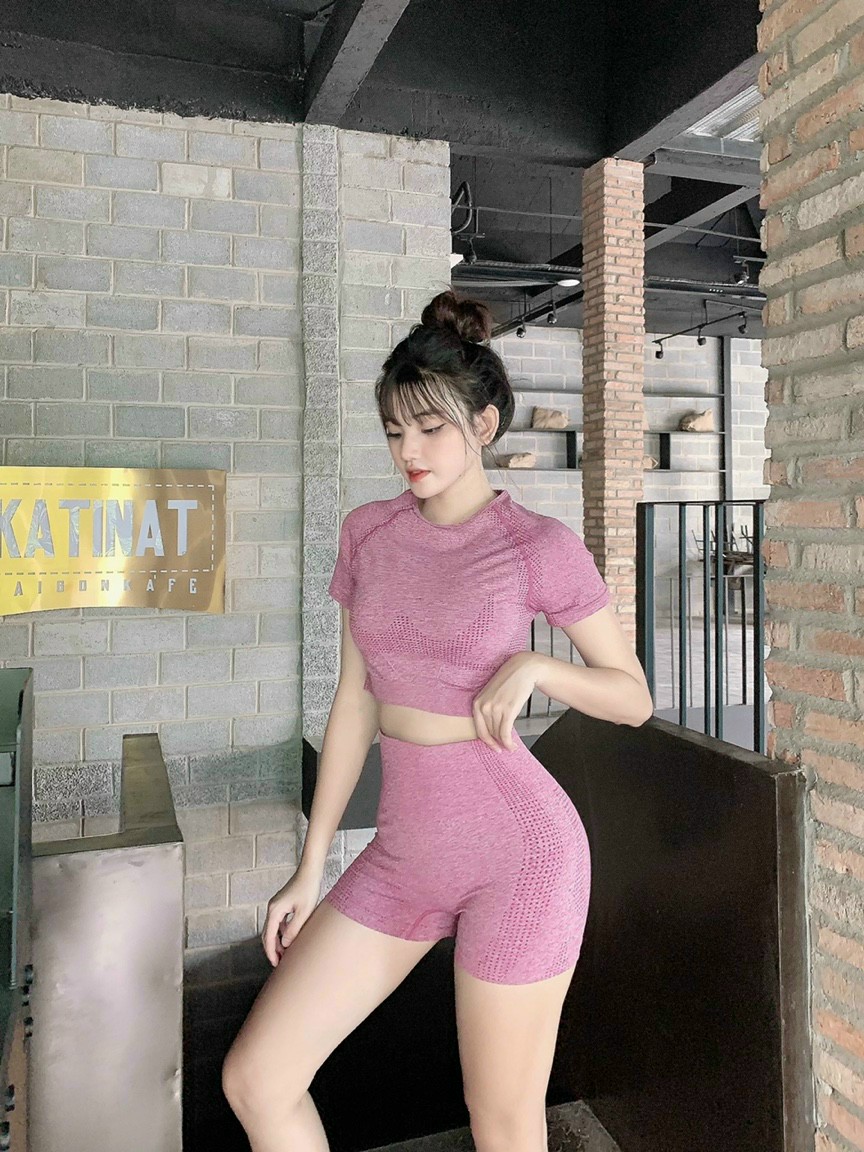 Bộ Đùi Ngắn Tay Dệt Kim Tập Yoga Gym