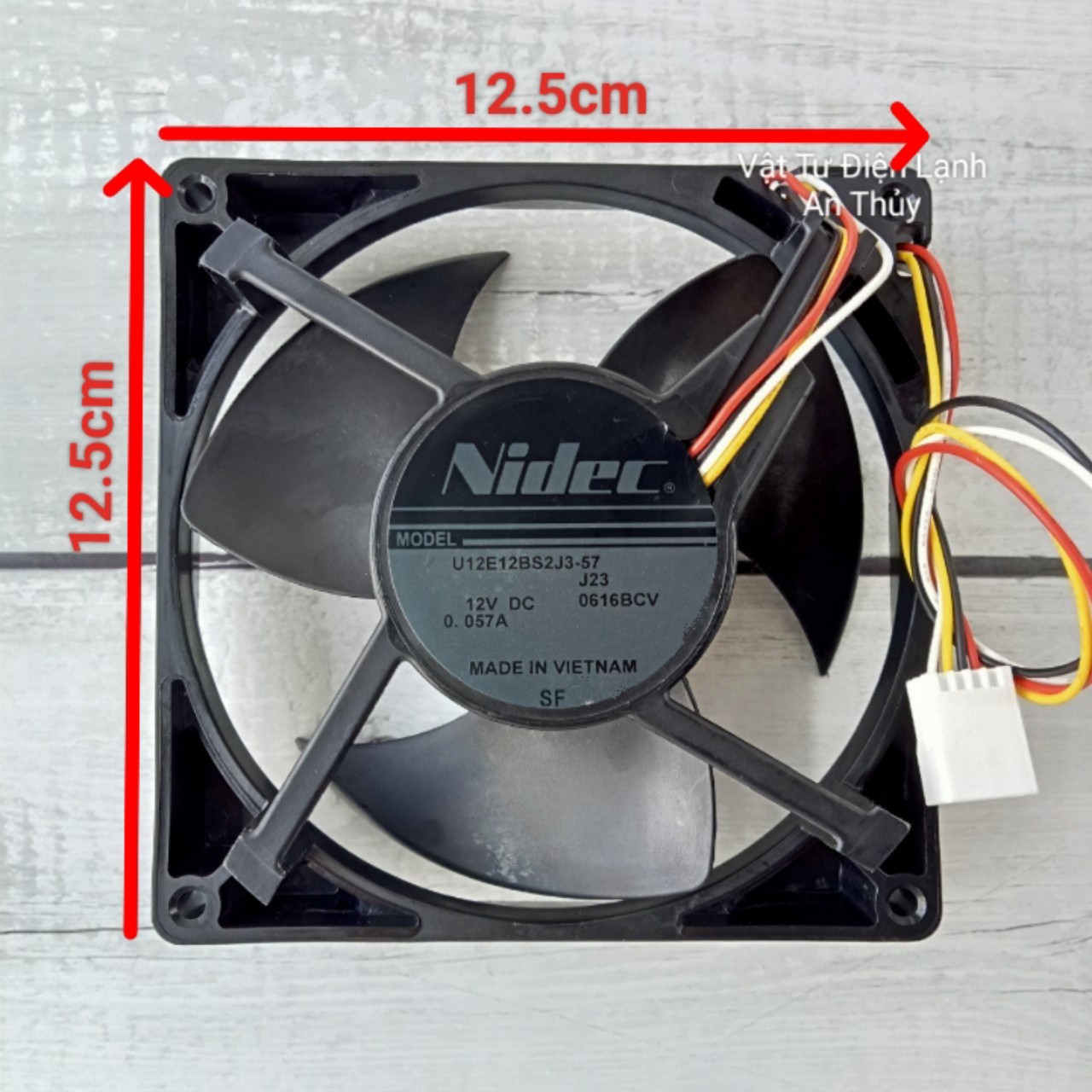 Quạt Tủ Lạnh SHARP 4 Dây 12V Kích Thước 12.5cm x 12.5cm Hãng NIDEC