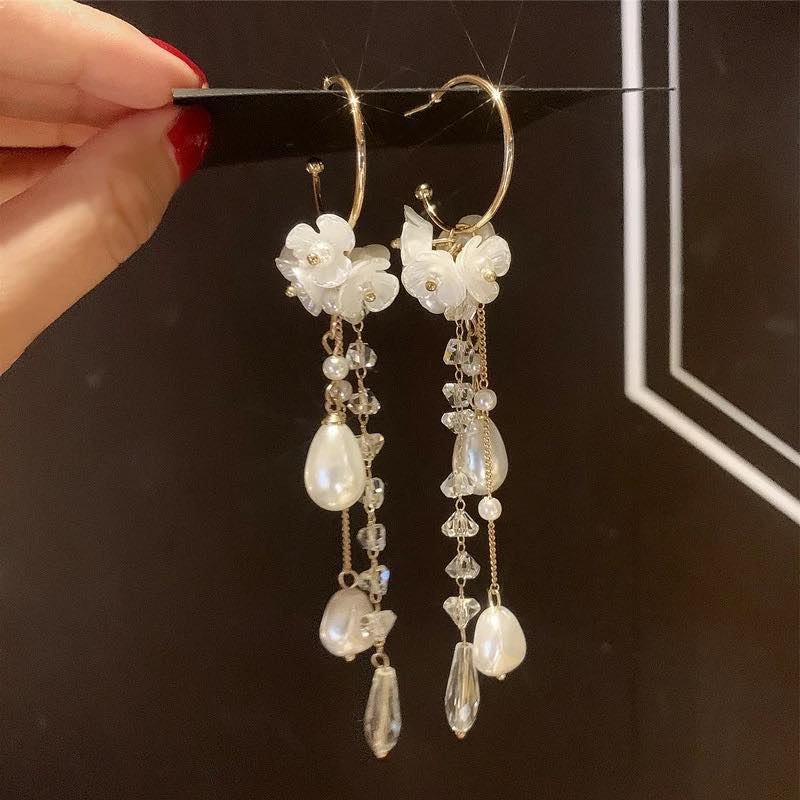 Earrings đeo tai thời trang phong cách vintage
