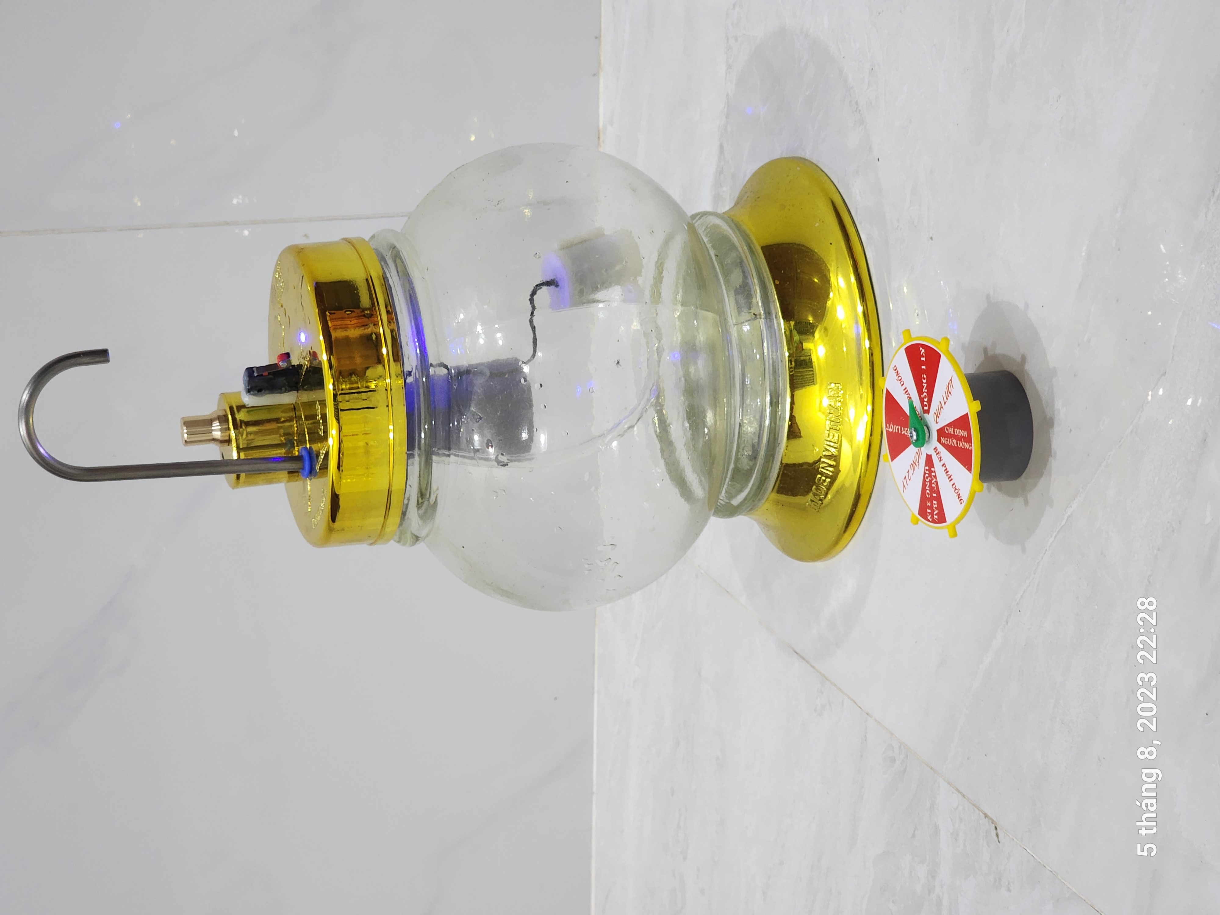 Bình Rót Rụ Tự Động thủy tinh cao cấp 2.7 lit