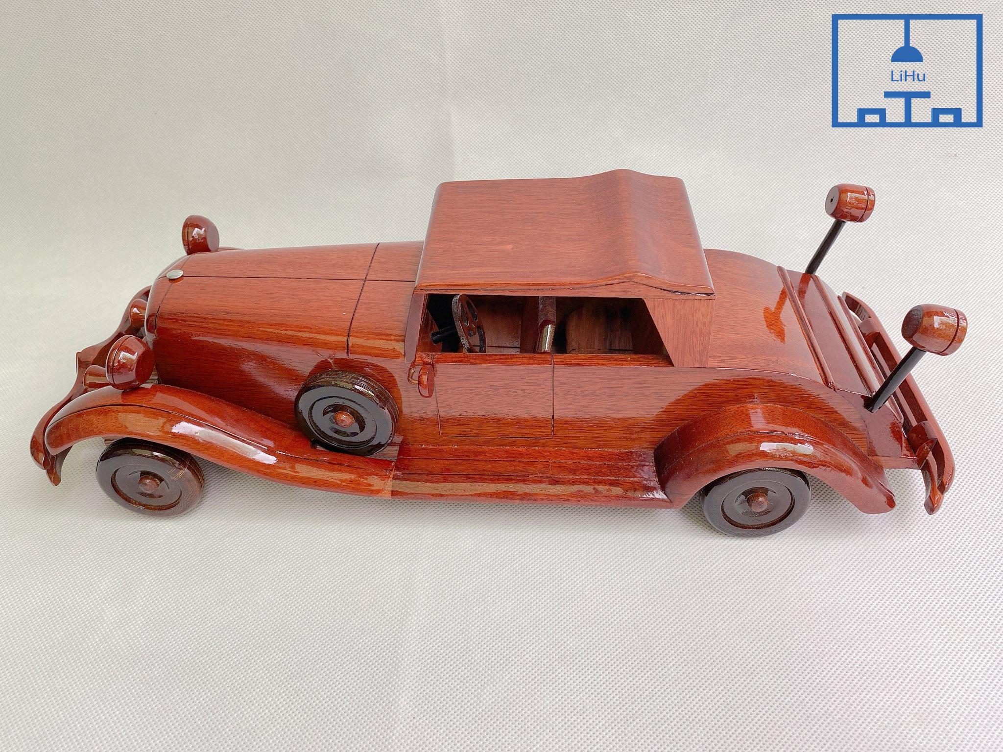 Xe ô tô DUSENBURG làm bằng gỗ nguyên chất - Size 32x12x10cm