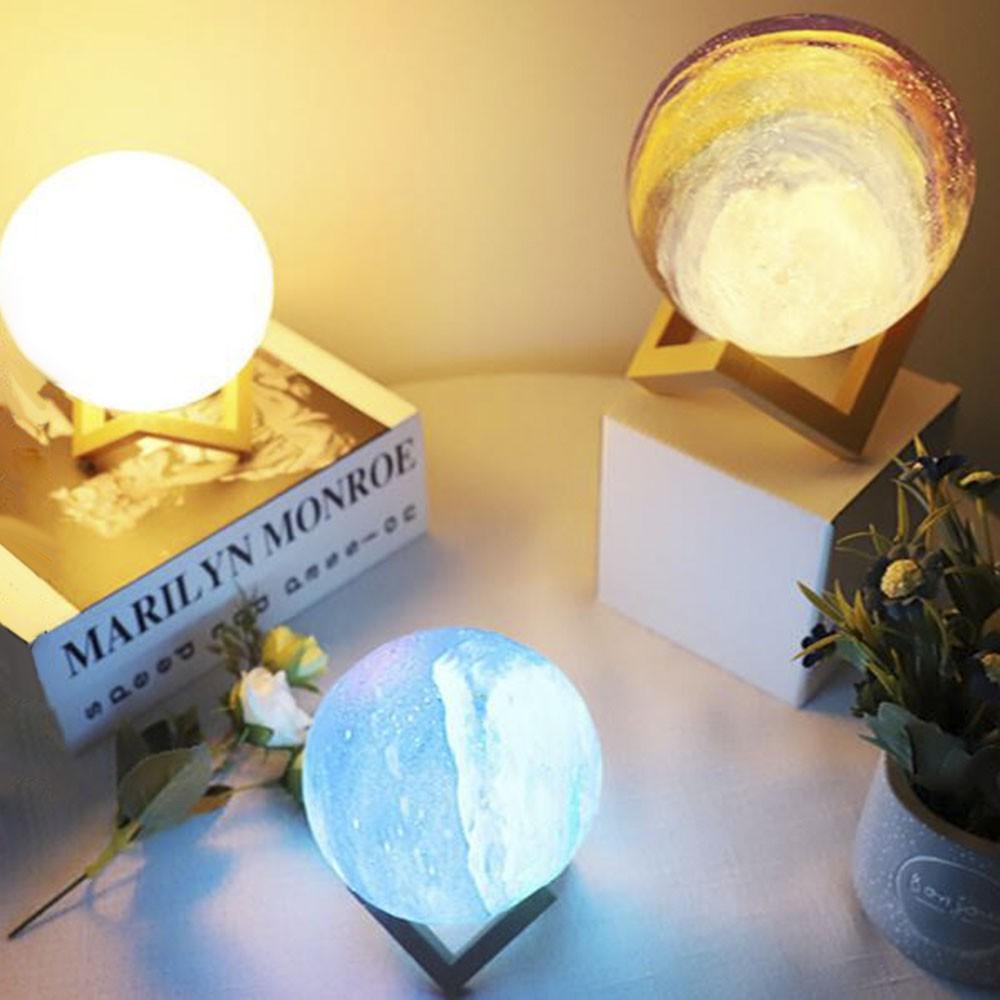 Đèn ngủ thiết kế hình mặt trăng 3D