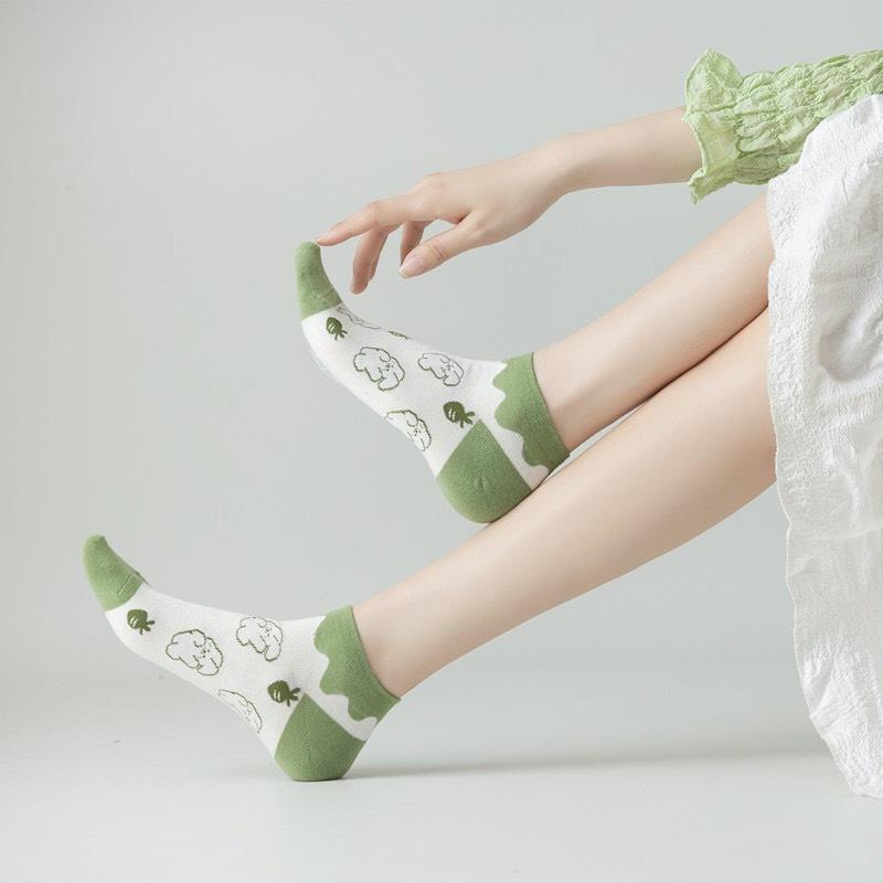 Tất vớ nữ cổ ngắn dễ thương cotton xanh bơ mỏng thoáng Urbanize - Chọn ngẫu nhiên