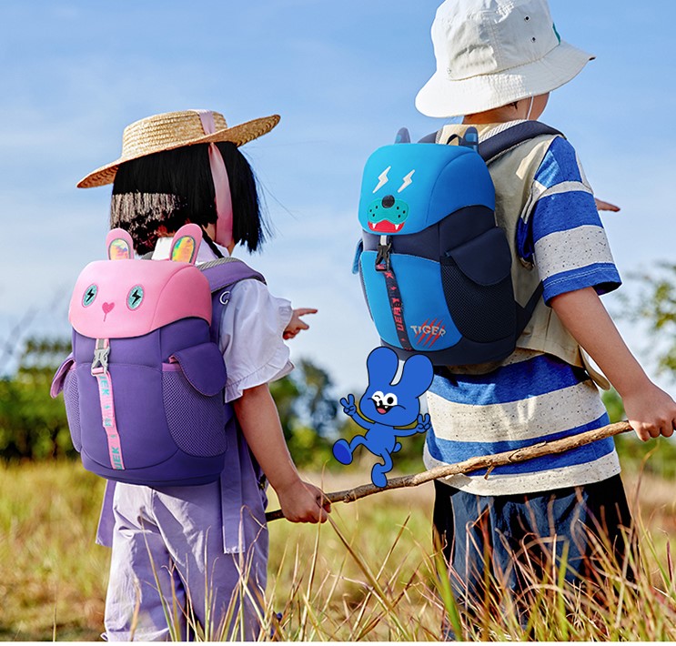 Balo cho bé mẫu giáo siêu nhẹ chống nhăn, không thấm nước,  có lớp lót kháng khuẩn của Đức  Wild