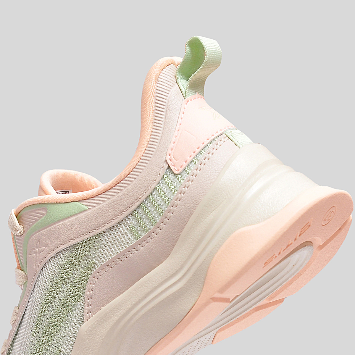 Giày Thể Thao sneaker Nữ Biti's Hunter HSW008400KEM (Kem)
