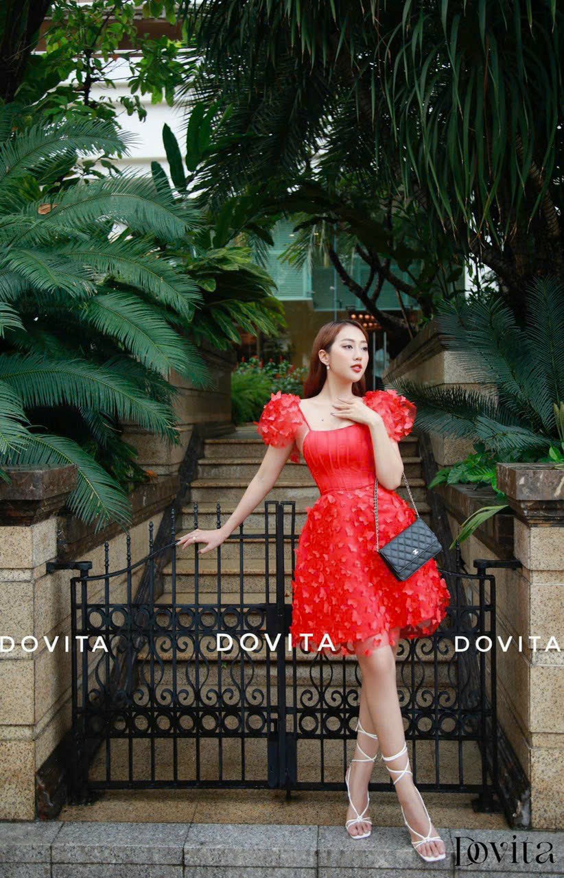 ĐẦM REN BƯỚM  MÀU Y HÌNH