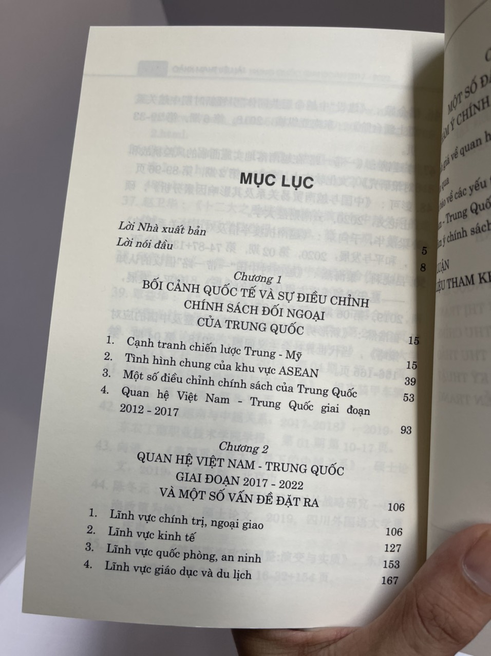 QUAN HỆ VIỆT NAM – TRUNG QUỐC GIAI ĐOẠN 2017 -2022 : Những điều chỉnh chính sách của Trung Quốc và hàm ý đối với Việt Nam - Đặng Thị Thúy Hà -NXB CTQGST