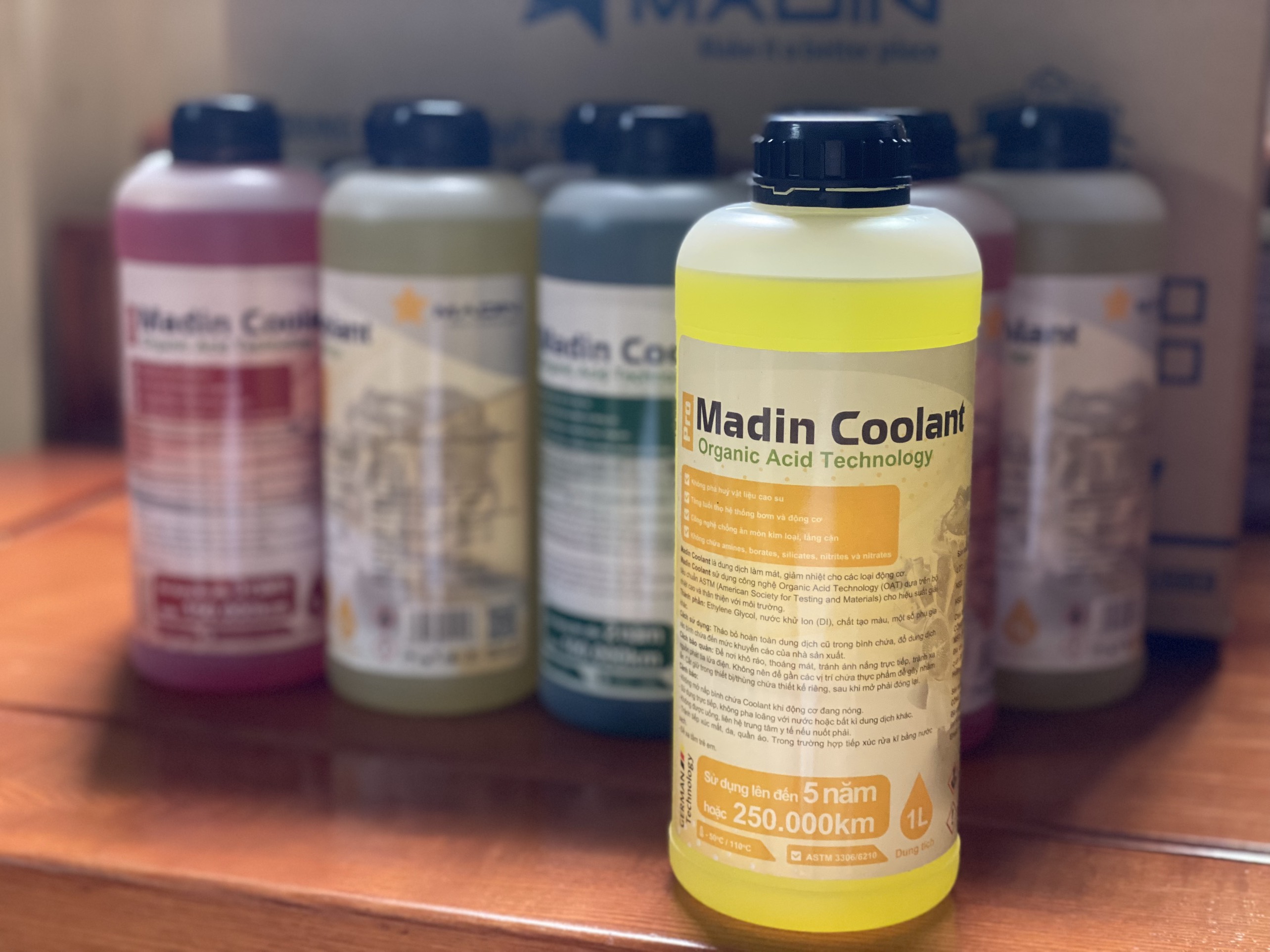 Nước làm mát động cơ ô tô Madin Coolant Pro  1 lít