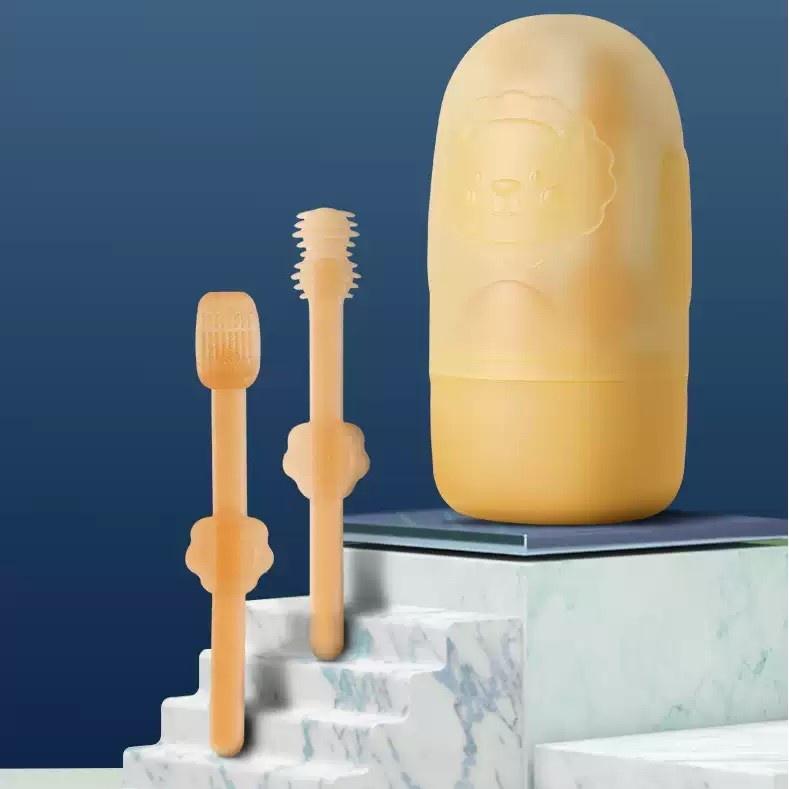 Bộ Bàn Chải Và Rơ Lưỡi Silicon Siêu Mềm Kichilachi