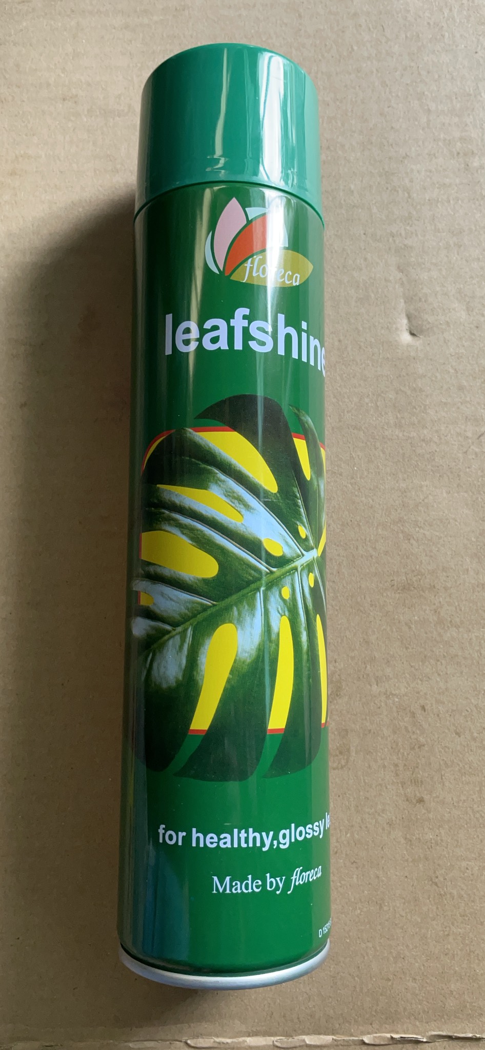 Sản Phẩm xịt bóng lá, giữ ẩm cho cây văn phòng, cây cảnh Leafshine 600ml