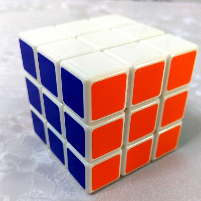 Đồ chơi Rubik 3 tầng khối lập phương RUBIK 3x3 MAGIC CUBE