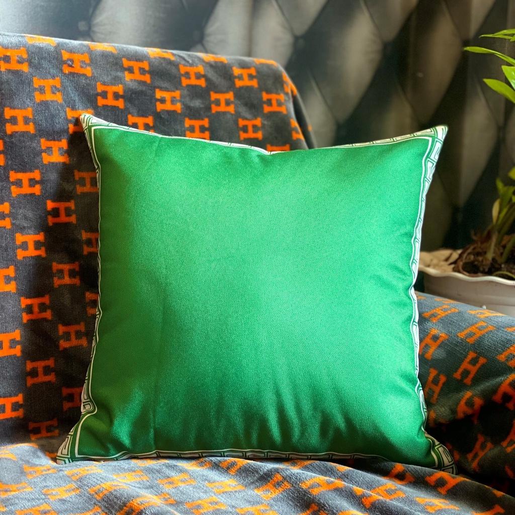 Gối Sofa Họa Tiết Sọc Xanh Hiện Đại - Gối Tựa Lưng Sofa Hình Lưới Phù Hợp Cho Phòng Khách - Chất Liệu Vải Bố- Kích Thước 45x45cm
