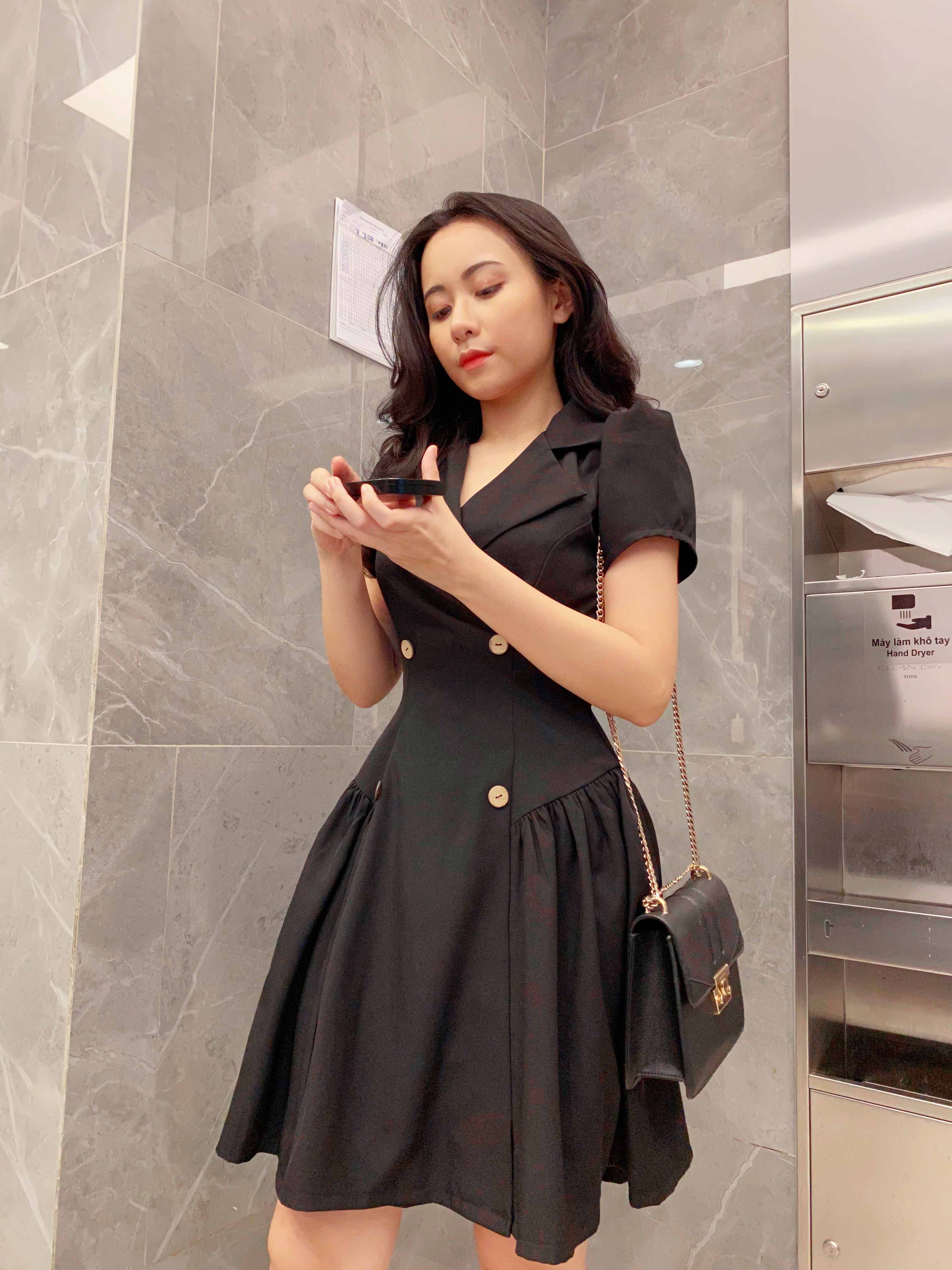 Đầm đen dự tiệc nữ thiết kế dáng xòe tay ngắn sang trọng thời trang phù hợp đi chơi công sở đều đẹp - Thời trang Lux W