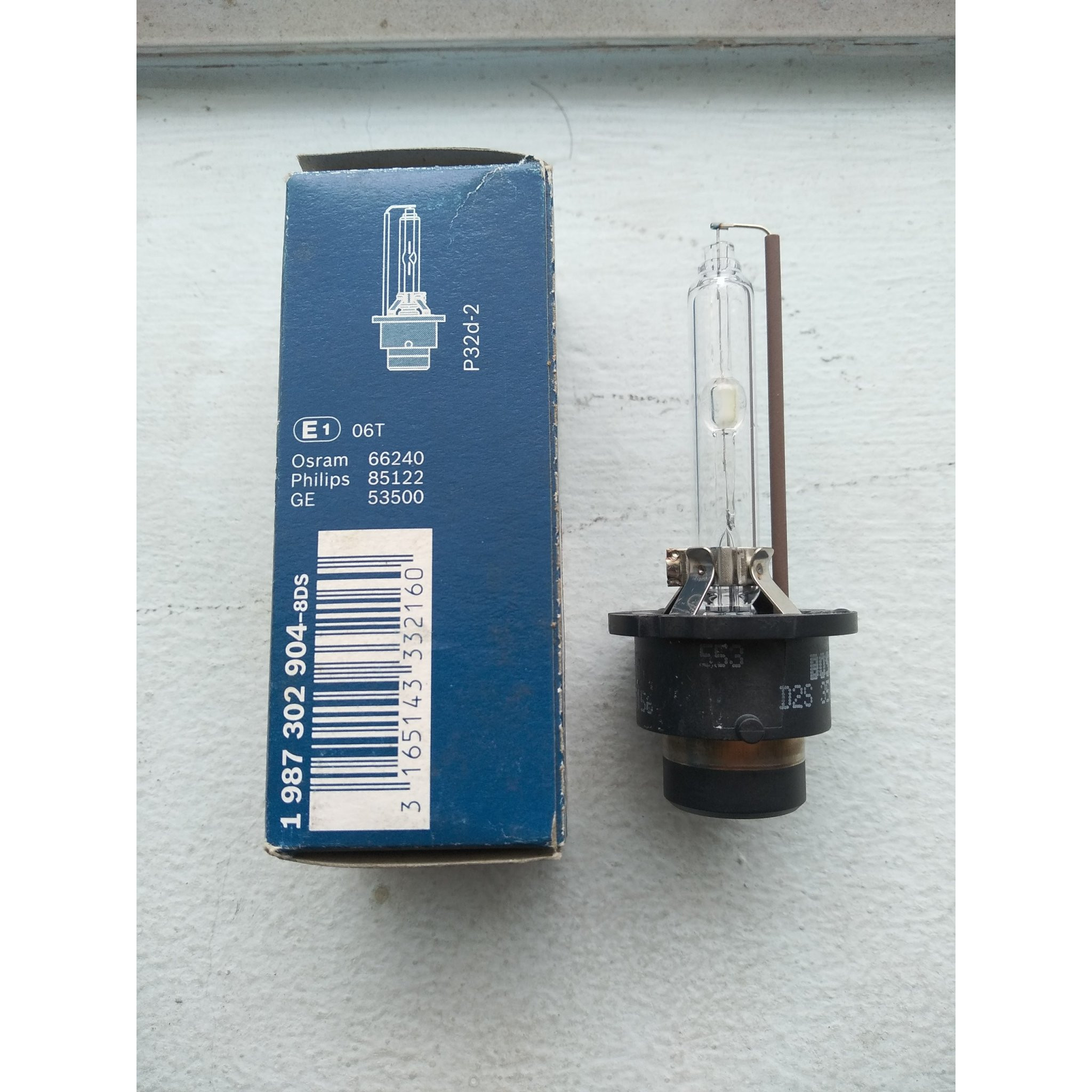 Bóng Đèn Xenon HID D2S 35W Chính Hãng Bosch. - BMW 3-Series , Mercedes C-Class , E-Class , Honda CRV