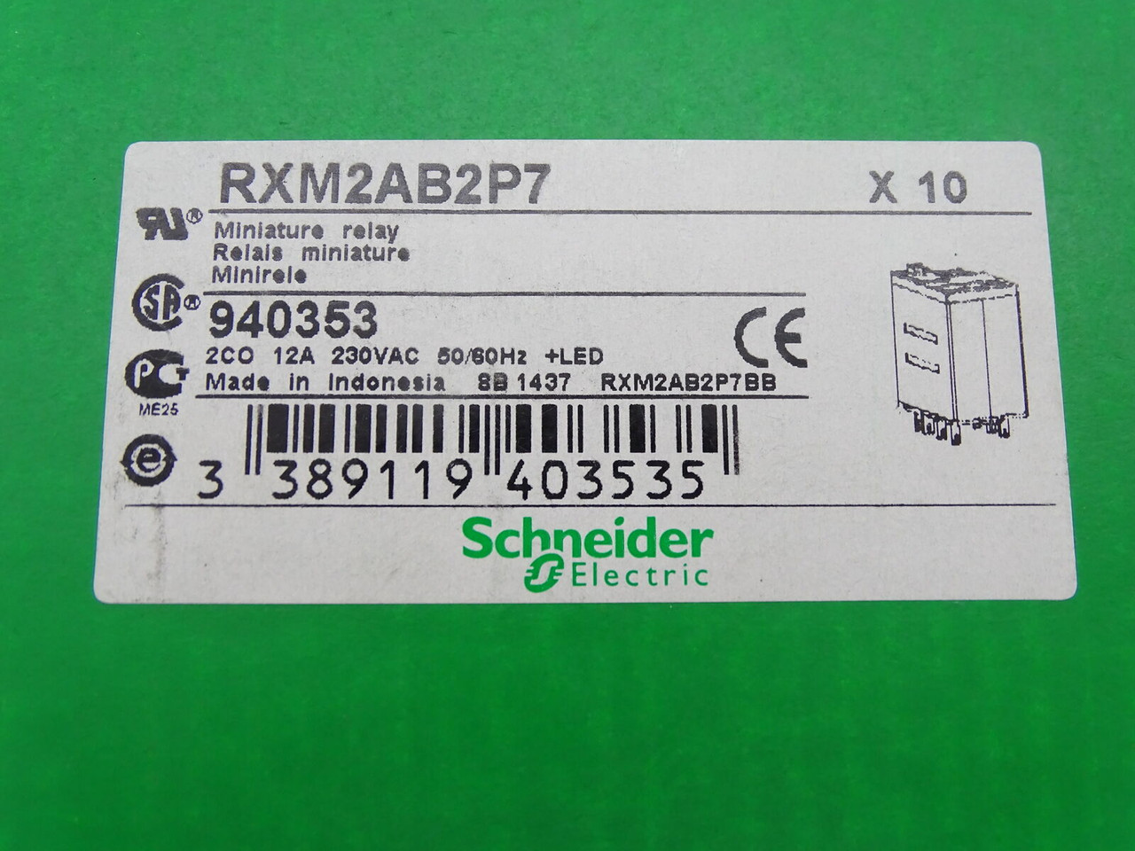 RXM2AB2P7 Rơ le trung gian Schneider