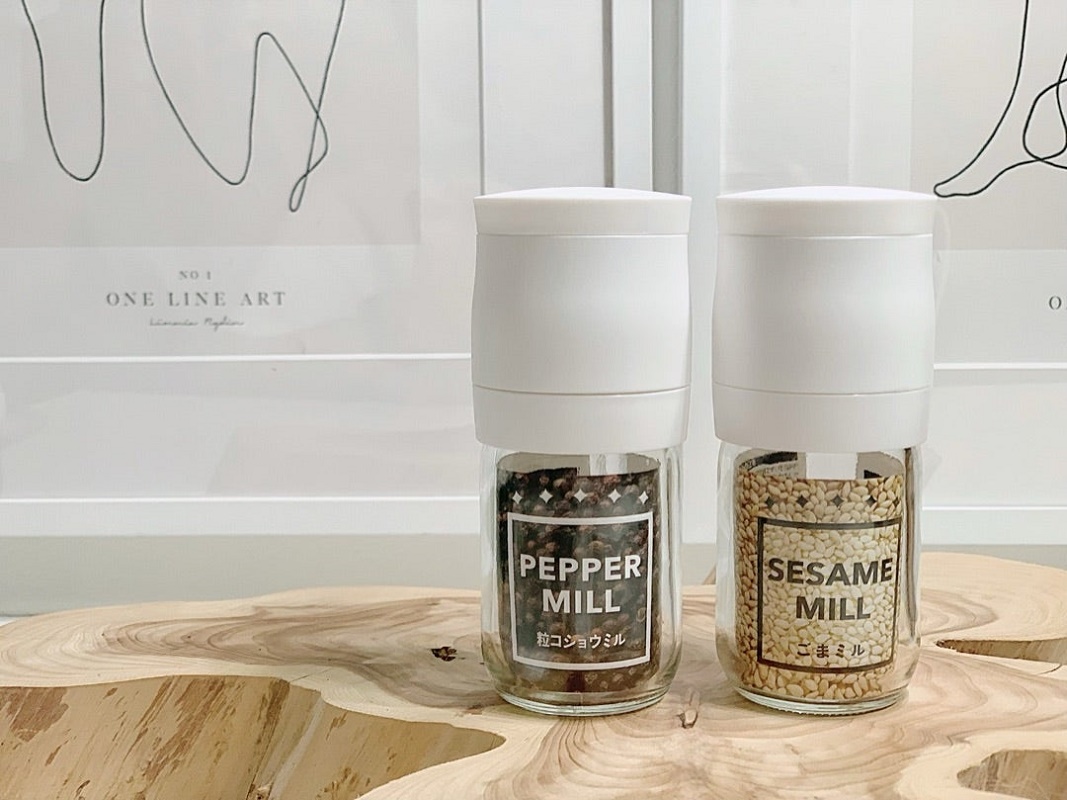 Lọ/ hũ xay tiêu cầm tay thủy tinh Echo Metal - Made in Japan