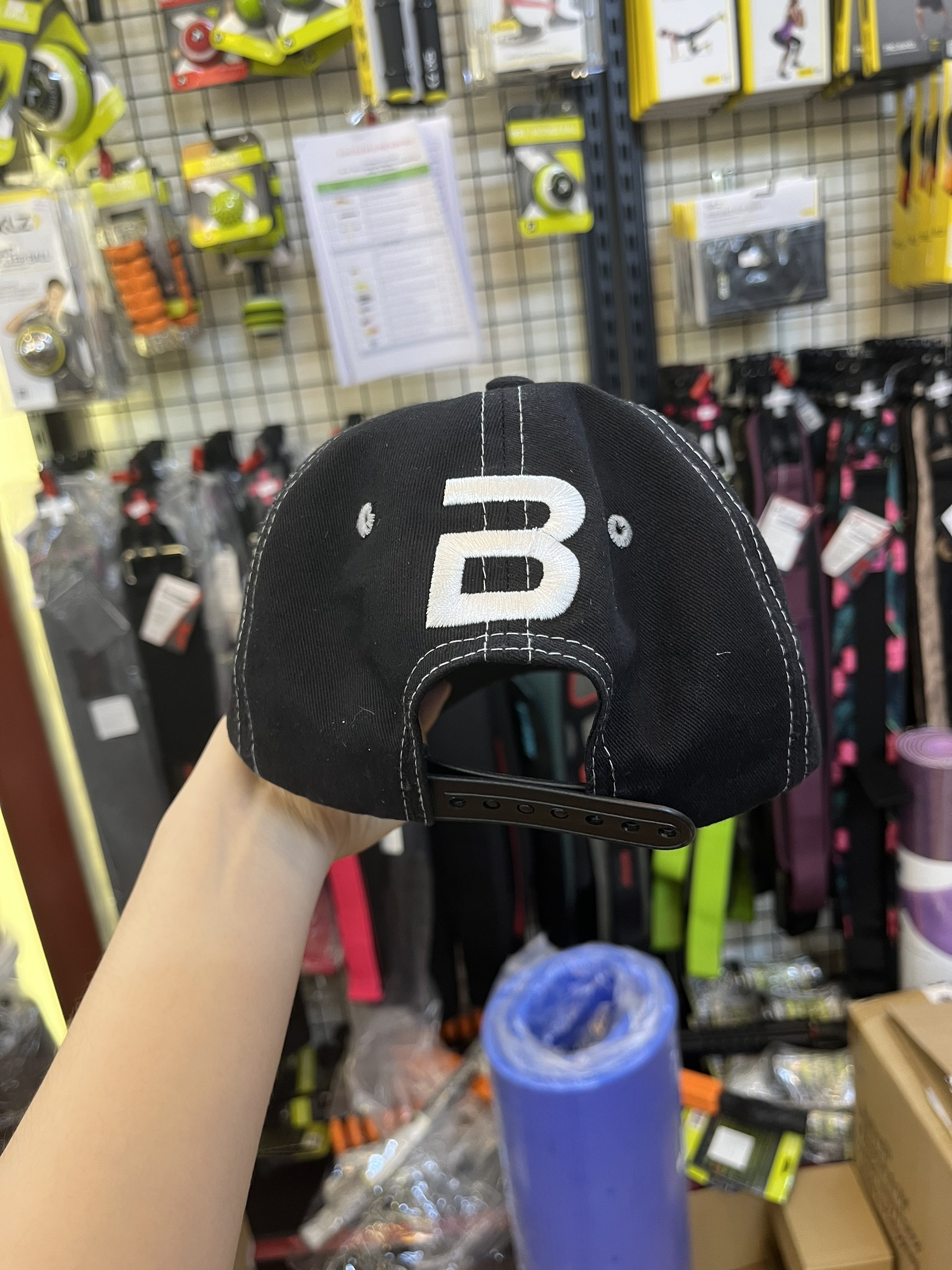 Nón lưỡi trai thể thao Ulisses BiotechUSA