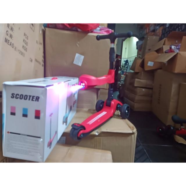 Xe scoter có kết nối Bluetooth siêu xịn sò