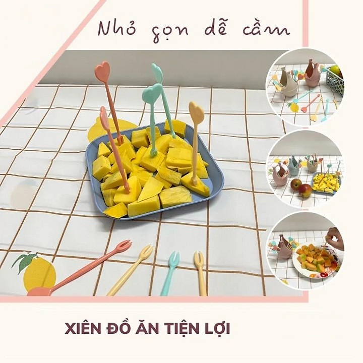 Hộp 10 Nĩa Nhựa Ghim Hoa Quả , Đồ Ăn Sạch Sẽ , Tiện Dụng