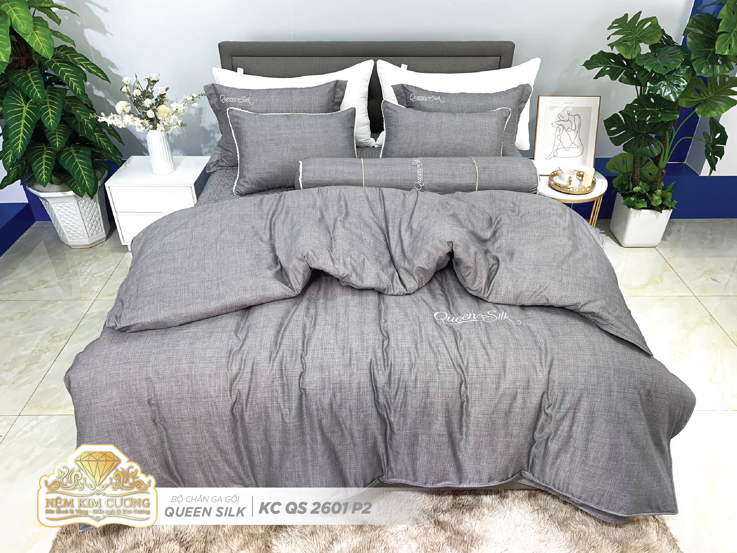 Bộ chăn ga gối nệm Kim Cương kích thước 180x200cm hàng 1 màu vải Tencel cao cấp chính hãng, có 8 màu hiện đại trẻ trung. Bộ gồm: 1 ga phủ giường, 1 chăn mền 4 mùa( có chần bông và kéo khóa), 2 vỏ gối nằm cỡ tiêu chuẩn 45.65cm, 1 vỏ gối ôm