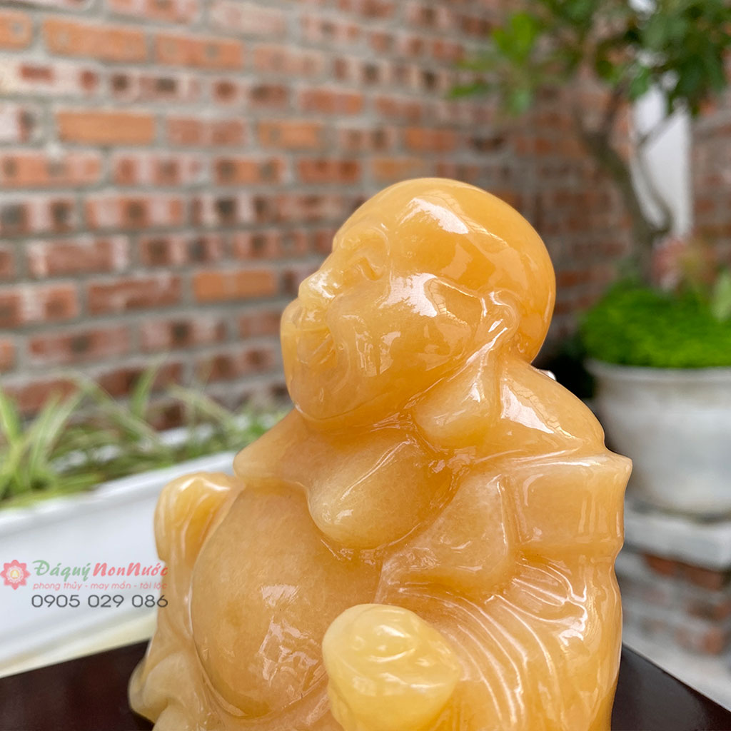 Tượng Phật Di lặc đá ngọc hoàng long 10cm - đá Non Nước