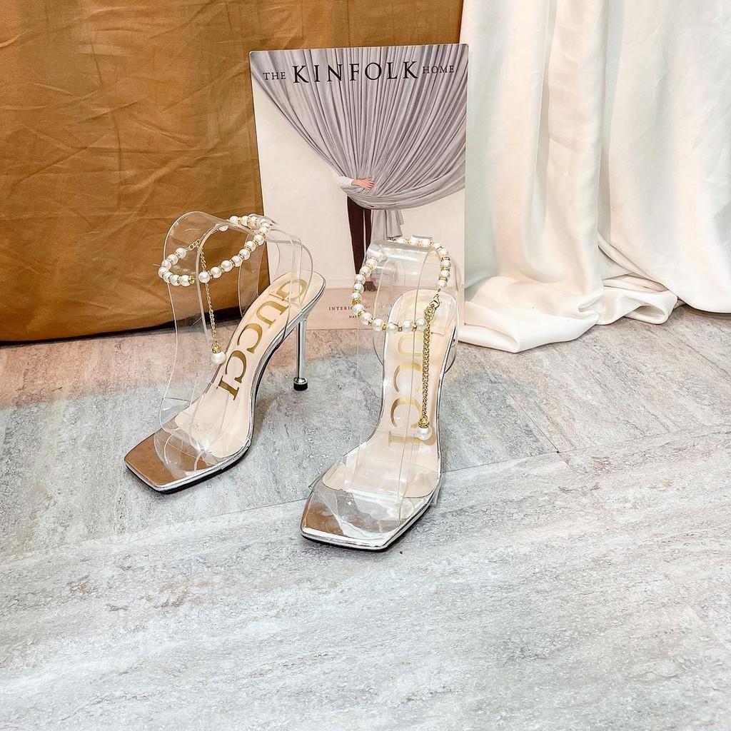 Giày sandal nữ xỏ ngón cục xinh