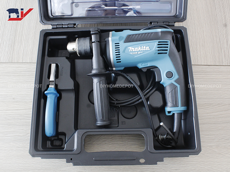 Máy khoan búa(13mm)(26 cái phụ kiện) Makita M8103KX2B