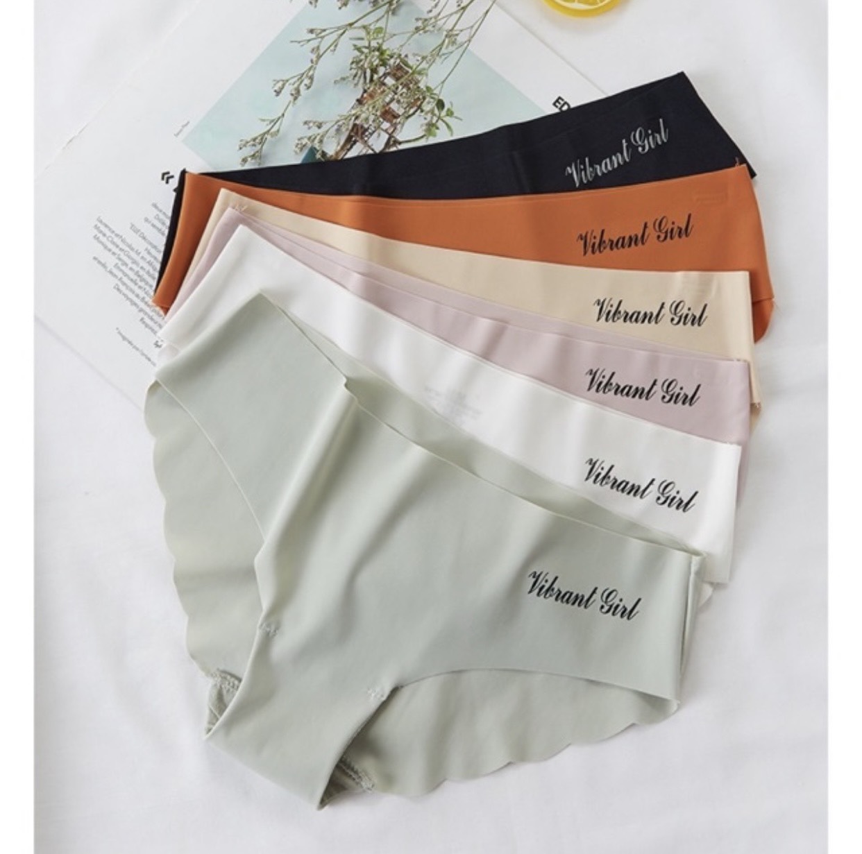 Combo 5 Quần Lót Đúc Su - Quần Lót Nữ Không Đường May Vibrant Girl Siêu Đẹp - Chất Su Mát Lạnh, Mềm Mịn, Thoáng Mát