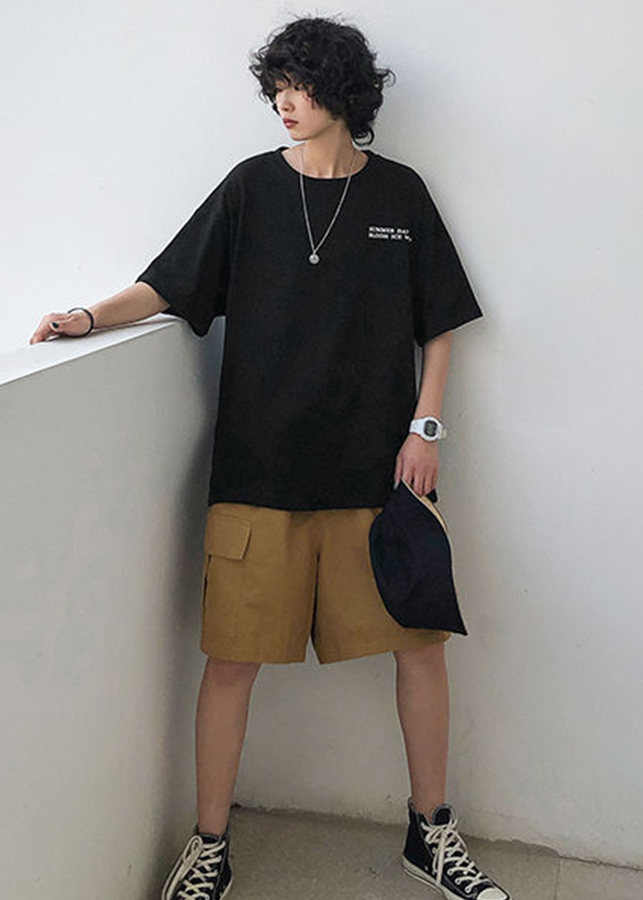 Áo thun Tay lỡ Nam Nữ Form Rộng In Decal Cúc Sâu Trùm Unisex màu đen vải cotton thích hợp đi chơi đi xem phim cinema
