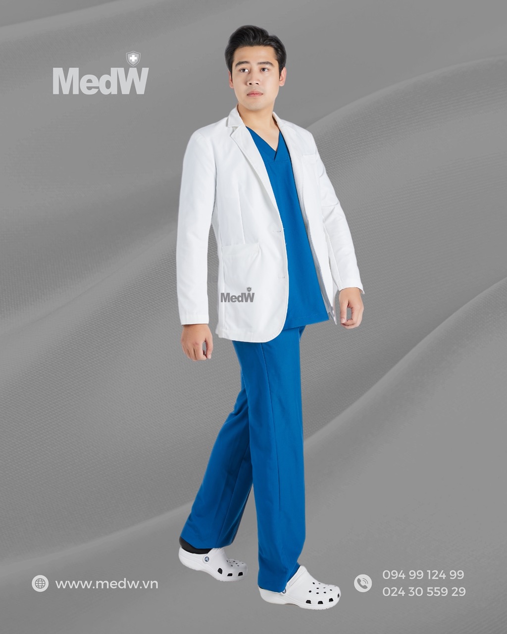 MedW Hermes Vest Lab Coat (Nam) Áo Blouses Vest Bác sĩ Thẩm Mỹ, Spa Trang Phục Y Tế Bộ Trang Phục Y Tế Bác Sĩ,  Thiết Kế Pháp Cách Tân Trang Trọng Thẩm Mỹ, Vật Liệu Y Tế Cotton Nhật Nhập Khẩu Chuyên Biệt Không Bám Dính, Xếp Ly Giữ Dáng 