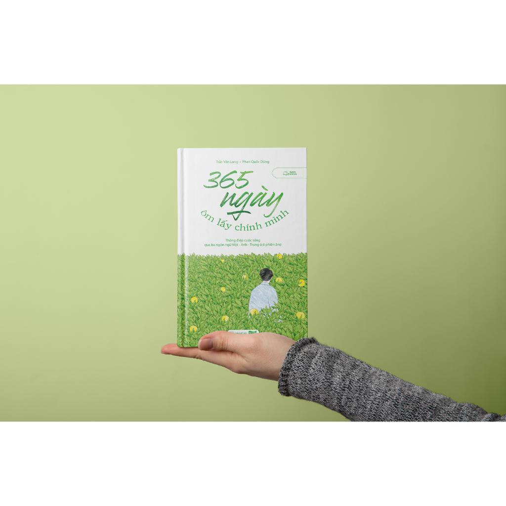 Sách - 365 Ngày Ôm Lấy Chính Mình - AZ Việt Nam