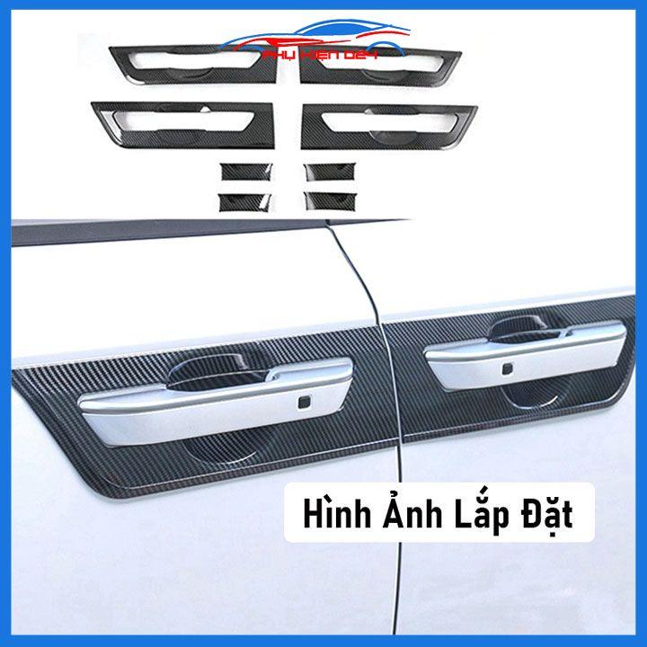 Ốp tay nắm cửa, hõm cửa Carnival 2021-2022-2023 vân cacbon trang trí, dán chống trầy xước cửa xe hơi