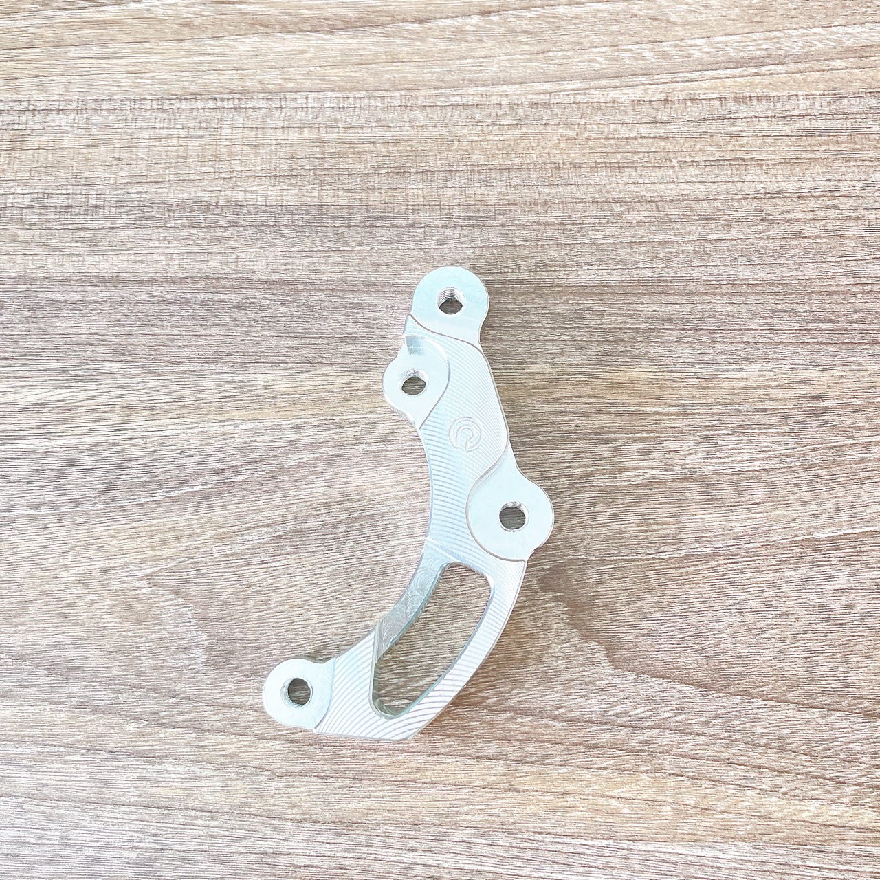 Pát trước Sì Po đĩa 220mm xài heo 2 Piston đối xứng